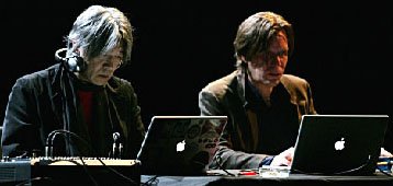 Sakamoto és Fennesz Sakamoto és Fennesz